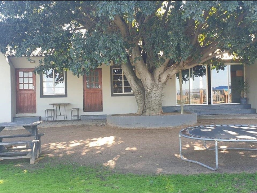 11 Bedroom Property for Sale in Piketberg Rural Western Cape